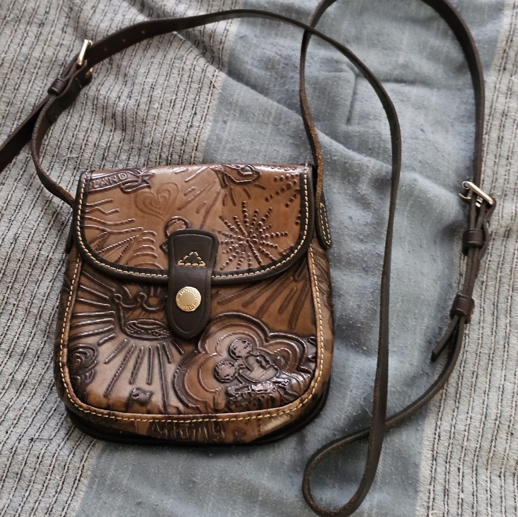 Authentic Dooney And Bourke Disney Parks Crossbody Leather Purse